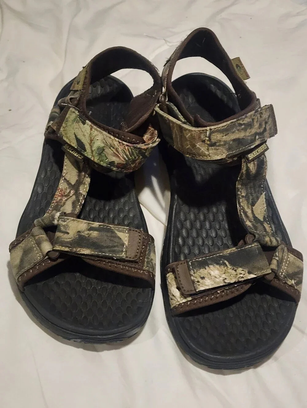 Mens Size 8 Sketchers Camo Outdoor Strappy Sandals - Black Goodyear Soles